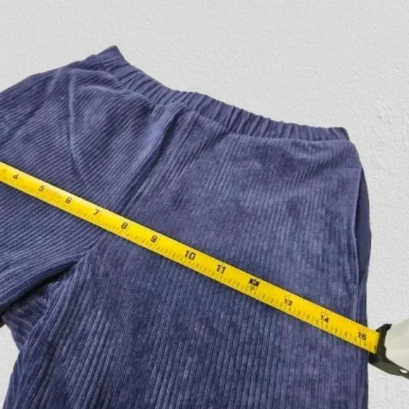 Old Navy Girls Velvet Ribbed Top and Flare Pants Set L (10/12) - Picture 7 of 11
